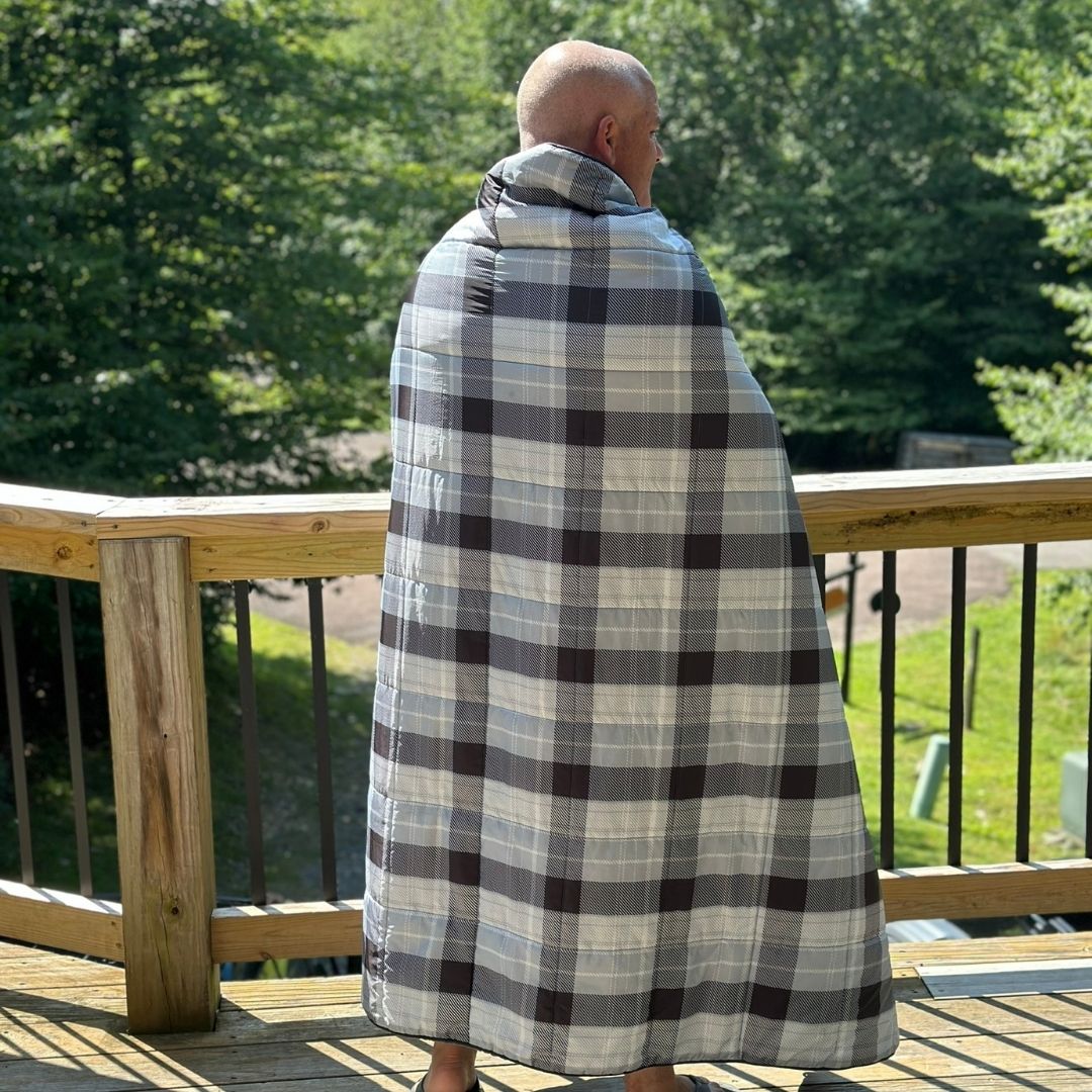 Wearable Weatherproof Blanket (Stonebrook Plaid)