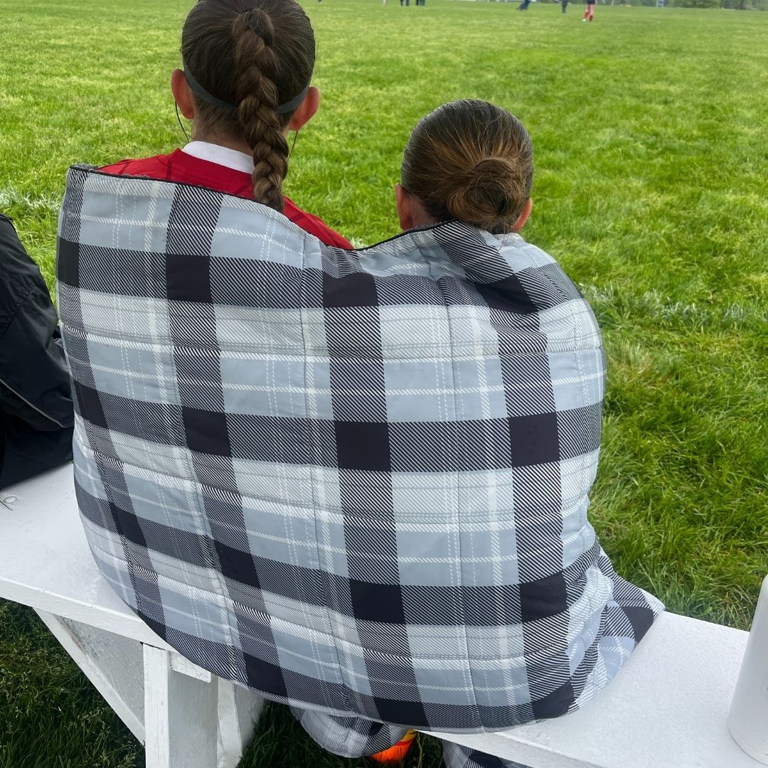 Wearable Weatherproof Blanket (Stonebrook Plaid)